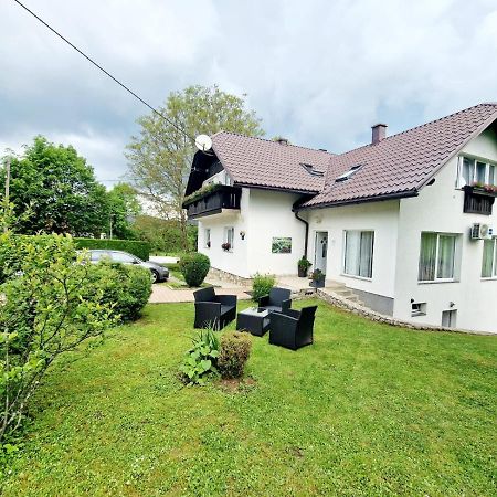 House Ana Bed & Breakfast Plitvička Jezera Екстериор снимка