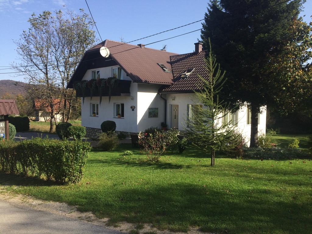 House Ana Bed & Breakfast Plitvička Jezera Екстериор снимка