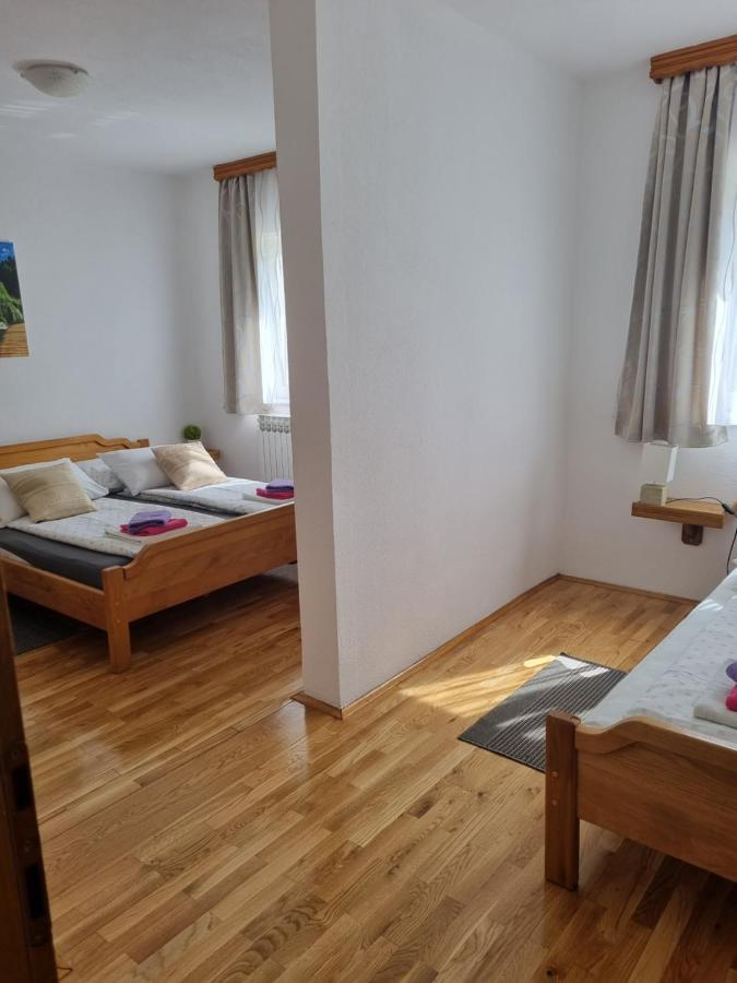 House Ana Bed & Breakfast Plitvička Jezera Екстериор снимка