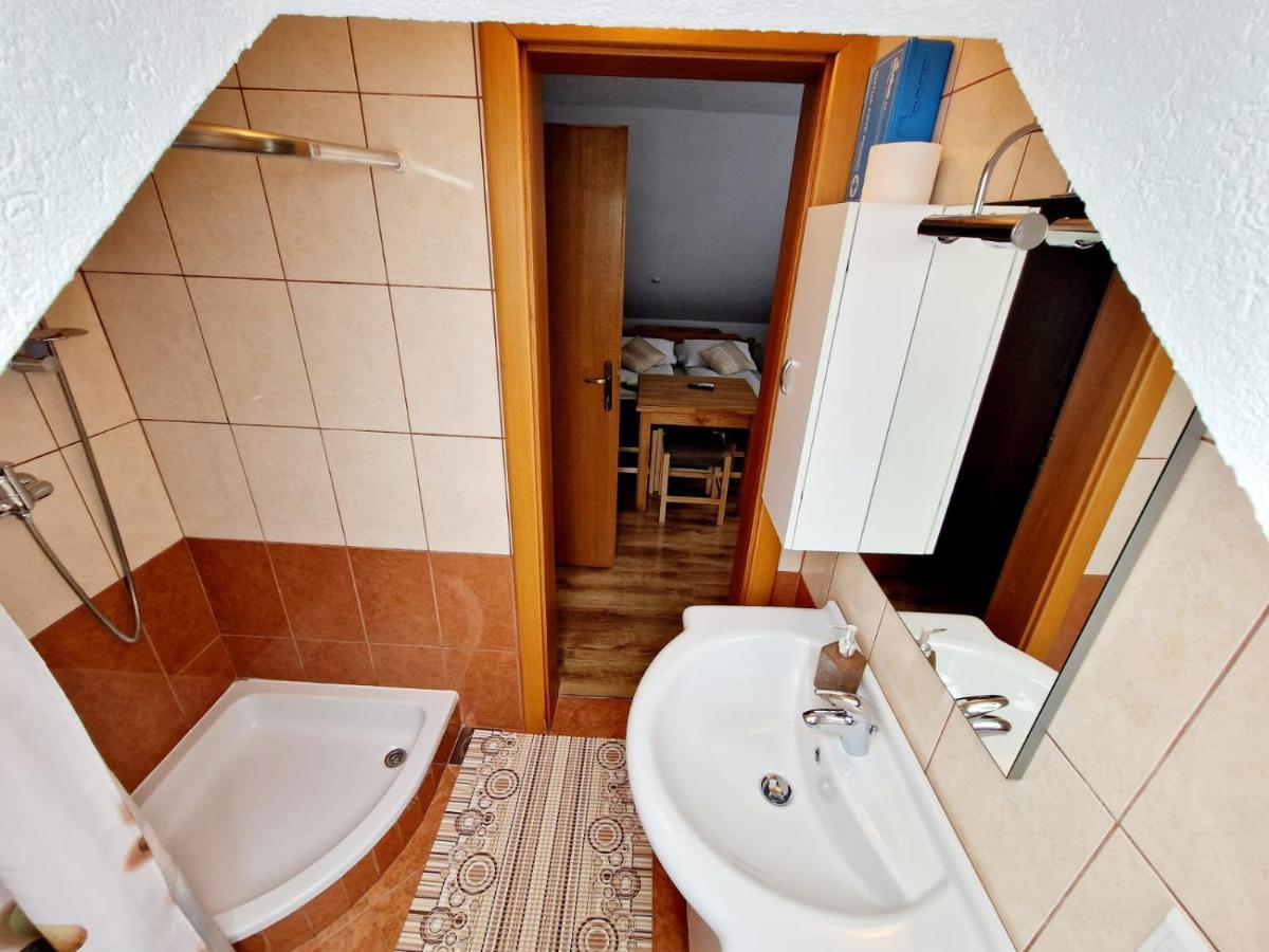 House Ana Bed & Breakfast Plitvička Jezera Екстериор снимка