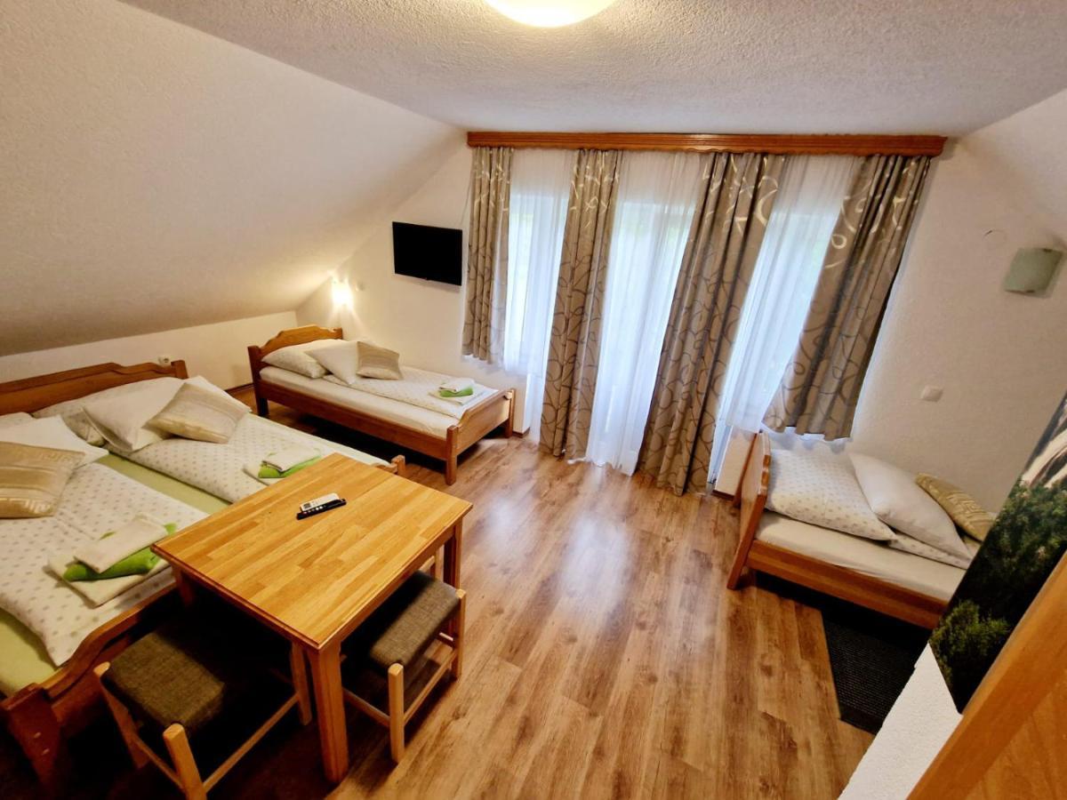 House Ana Bed & Breakfast Plitvička Jezera Екстериор снимка