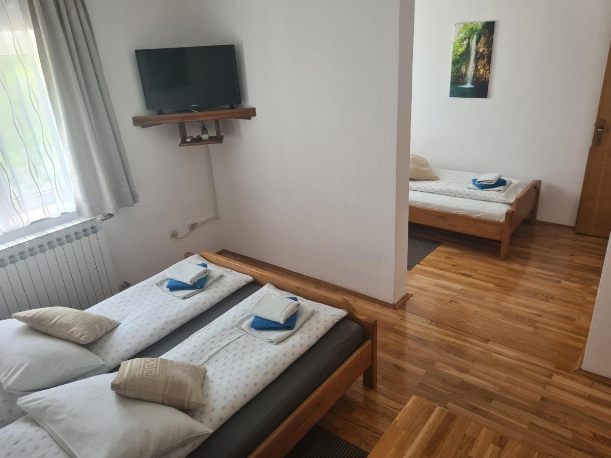 House Ana Bed & Breakfast Plitvička Jezera Екстериор снимка