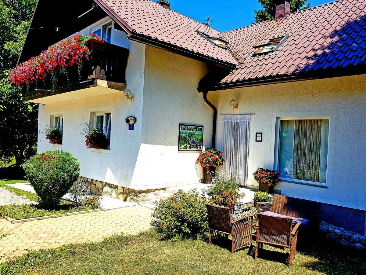 House Ana Bed & Breakfast Plitvička Jezera Екстериор снимка